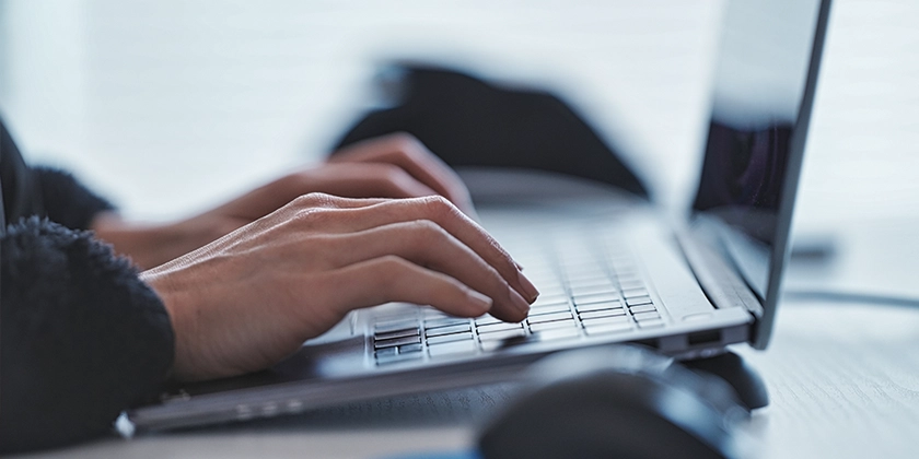 お問い合わせ（研修空き状況の確認）